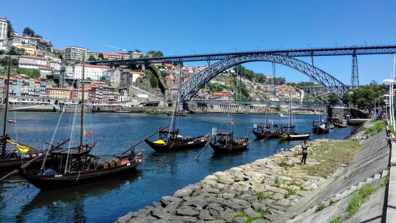 Oporto Delight 1 Luxury Apartment In Historic Center With Balcony Max 4 P 外观 照片