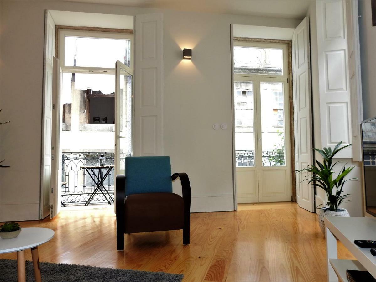 Oporto Delight 1 Luxury Apartment In Historic Center With Balcony Max 4 P 外观 照片
